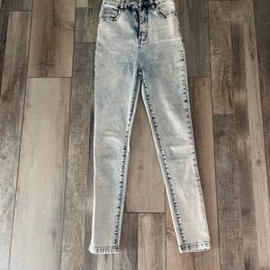 Stylish Acid Wash Women Jeans
